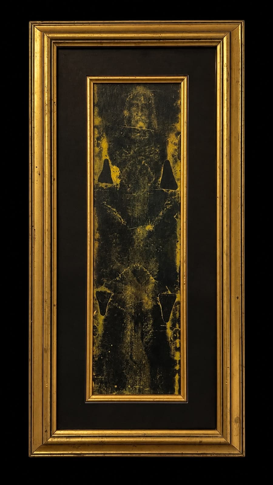 Obra vertical em preto e dourado com paspatur preto e moldura dourada